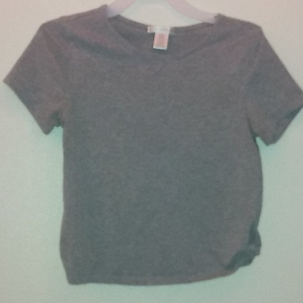 Shirt / crop top